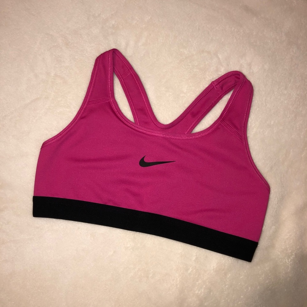 Nike pro sports bra